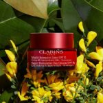 Clarins Super Restorative Day Cream SPF 15 50ml
