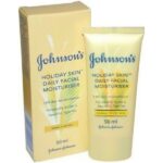 Johnson’s Holiday Skin Facial Moisturiser 50ml